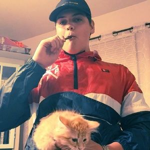 Meet your Posher, Chris